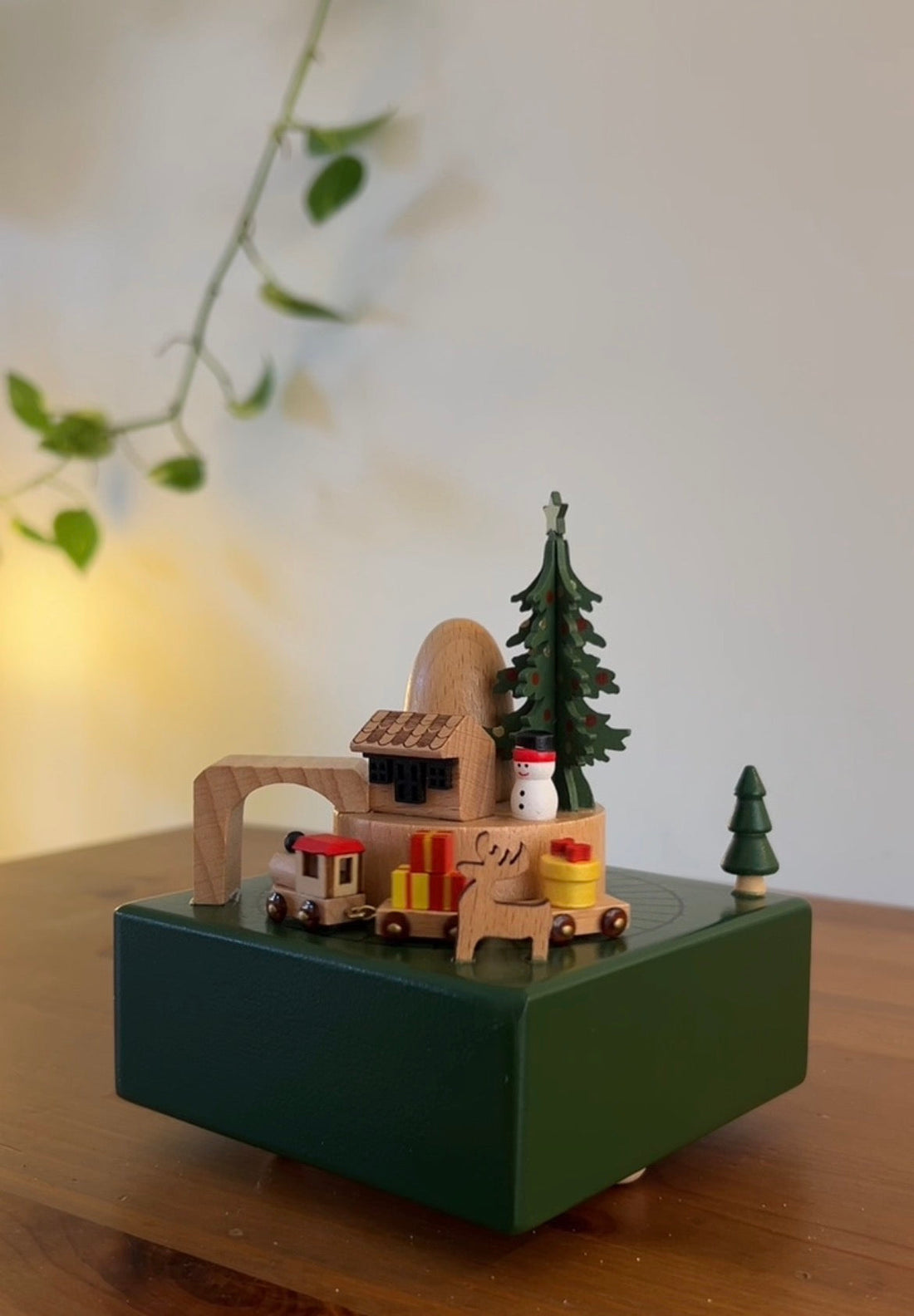 The Magic Inside a Music Box: A Holiday Tale of Wonder & Tradition