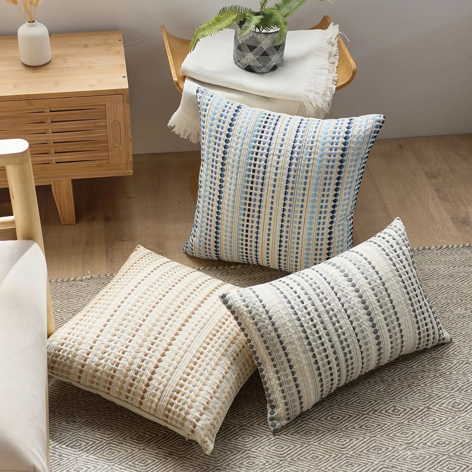 Nordic Dot Jacquard Cushion Cover
