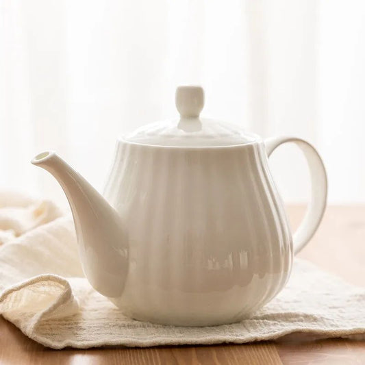 Teapot – Lira Bone